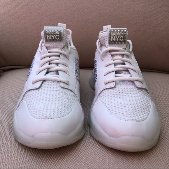 Madden NYC By Steve Madden White Athletic Rhinestone Bling Sneakers 6 (8.5) - Picture 4 of 16